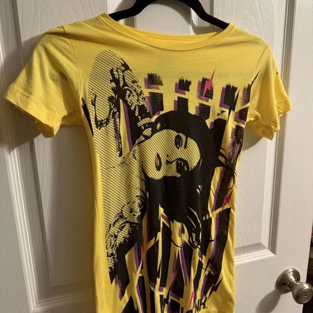 LA INK Kat Von D Yellow Tshirt Y2k RARE Size Small High Voltage Tat ⚡️ 2003